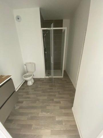 STUDIO au 3em étages avec ascenseur