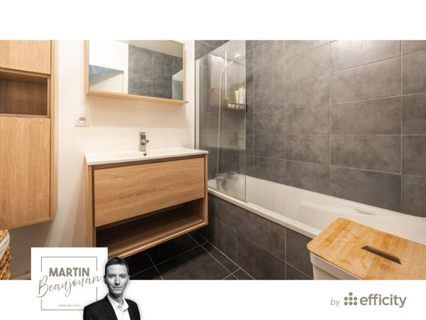 Appartement
         3 pièces
        - 67 m² Exclusivité 299 000 € *