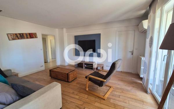 Appartement à vendre    4 pièces • 77 m2 Antibes