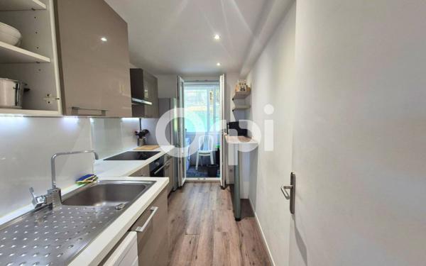 Appartement à vendre    4 pièces • 77 m2 Antibes