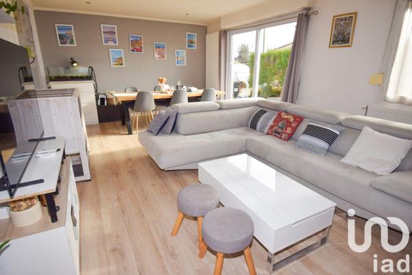 Maison 6 pièces de 130 m² à Guignes (77390)