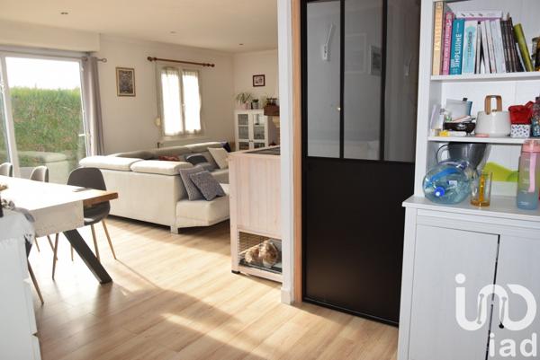 Maison 6 pièces de 130 m² à Guignes (77390)