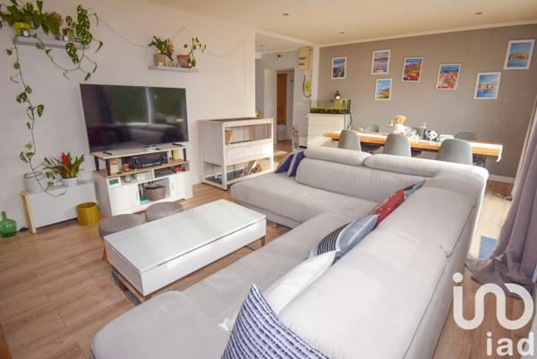 Maison 6 pièces de 130 m² à Guignes (77390)