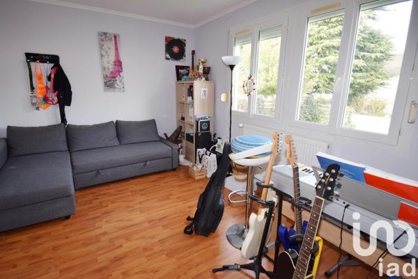 Maison 6 pièces de 130 m² à Guignes (77390)