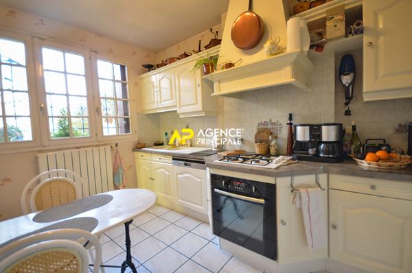 BEZONS _ Maison 6 pièces 125 m2 €414 900 ** - Référence 4352