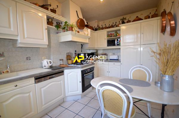 BEZONS _ Maison 6 pièces 125 m2 €414 900 ** - Référence 4352