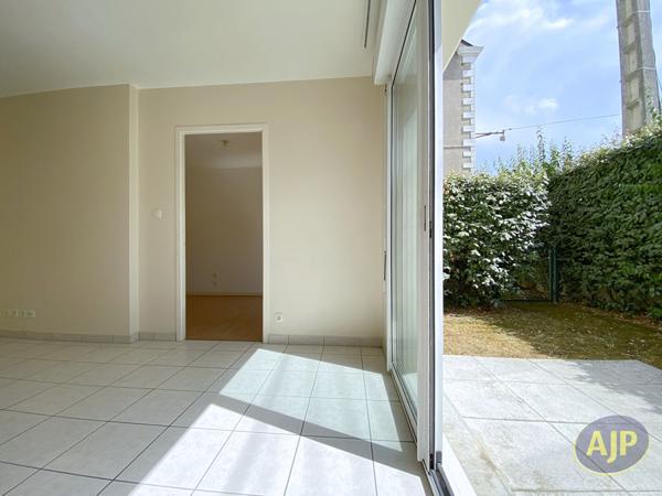 Appartement à vendre Nantes - 2 pièces, 38m² avec 1 chambre(s) à 140 000€ - AJP Immobilier Nantes Est