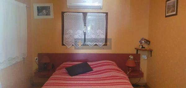 Vente                                                      Terrain
                        
                                         220 m2                     à Fréjus