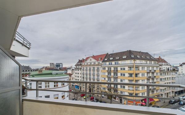 Appartement à louer    3 pièces • 82 m2 Strasbourg