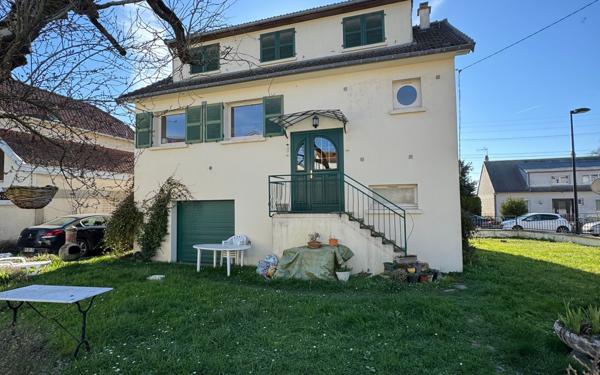 Maison à vendre    6 pièces • 153 m2 Laon