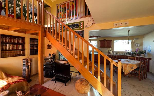 Maison à vendre    6 pièces • 153 m2 Laon