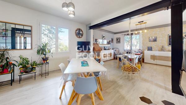 Propriété 258 m² avec piscine, 1.1 ha de terrain et hangar proche Hagetmau