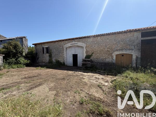 Maison à vendre 1 pièce 146 m² Dirac