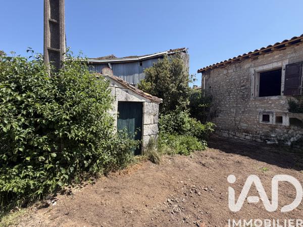 Maison à vendre 1 pièce 146 m² Dirac