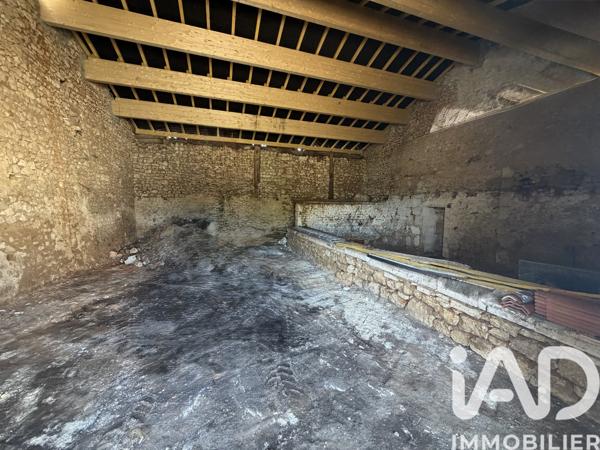Maison à vendre 1 pièce 146 m² Dirac