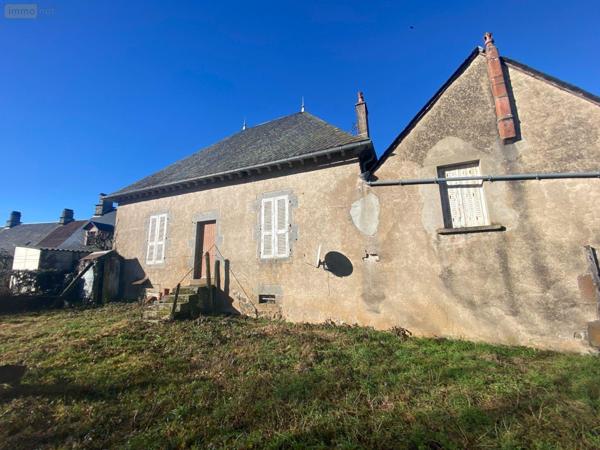 Maison à vendre à Saint-Bonnet-de-Salers dans le Cantal (15140), ref : 15060/1126
