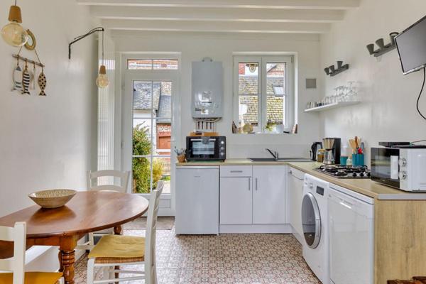 Maison de pêcheur avec vue mer, état irréprochable, vendue meublée et équipée