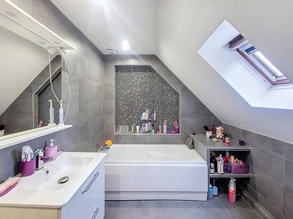 Maison Ozoir La Ferriere 5 pièce(s) 122 m2