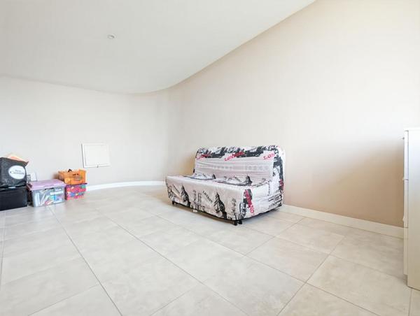 Maison  5 pièce(s) 149 m2