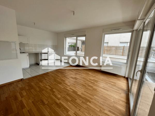 Location Appartement 2 pièces 44 m² - 64 RUE DANIEL MAYER Tours 37100