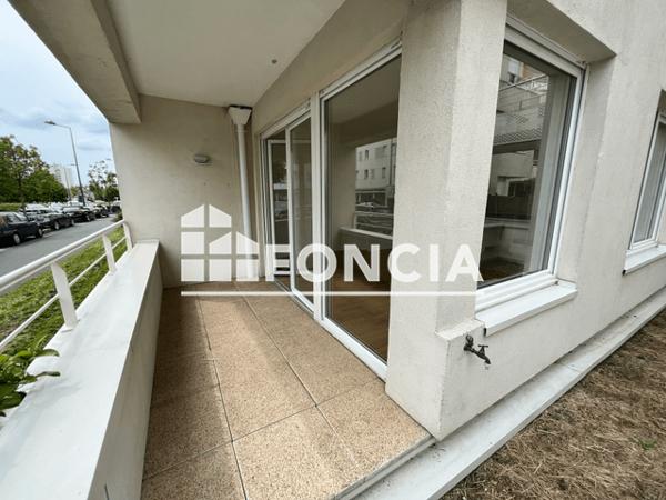 Location Appartement 2 pièces 44 m² - 64 RUE DANIEL MAYER Tours 37100