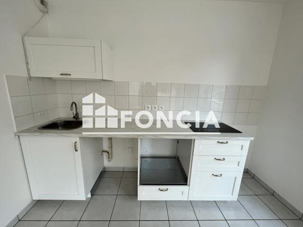 Location Appartement 2 pièces 44 m² - 64 RUE DANIEL MAYER Tours 37100