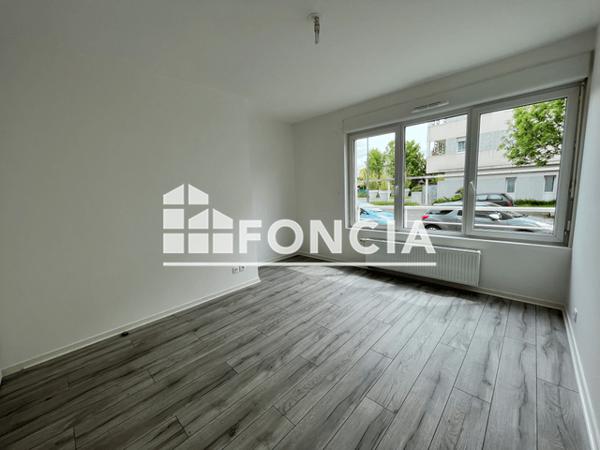 Location Appartement 2 pièces 44 m² - 64 RUE DANIEL MAYER Tours 37100