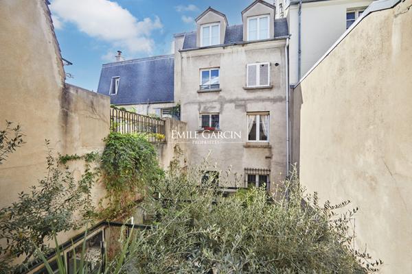 A vendre - Paris - 75004 - Studio - Vue sur terrasse jardin - Au calme