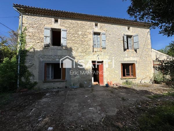 Maison de caractère à rénover – cadre rare