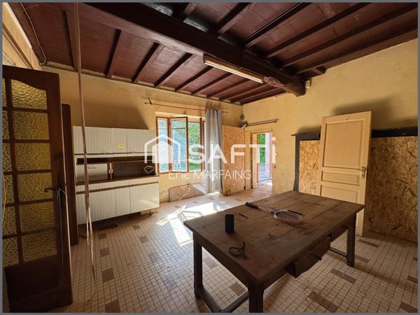 Maison de caractère à rénover – cadre rare