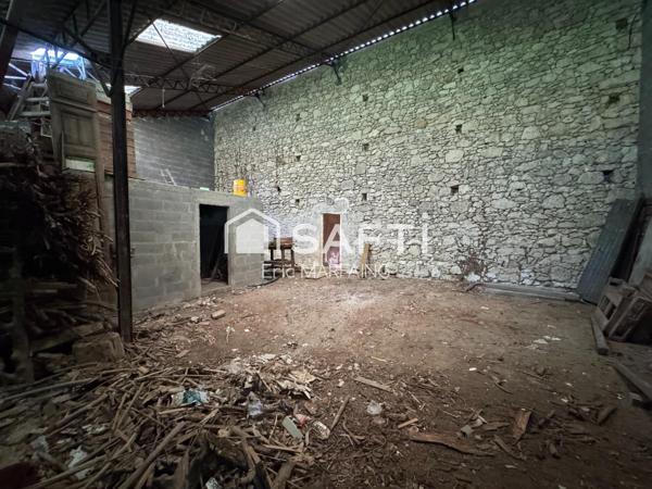 Maison de caractère à rénover – cadre rare
