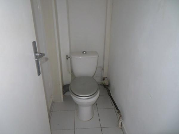 APPARTEMENT T4 traversant de 68 m2 A VENDRE AU COEUR de centre ville (04)