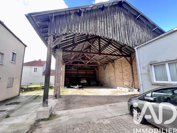 Immeuble à vendre 330 m² Champlan