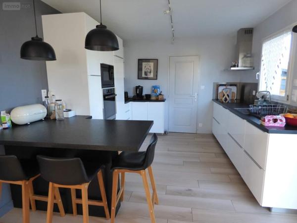 Maison à vendre à Bain-de-Bretagne en Ille-et-Vilaine (35470), ref : 136/5193