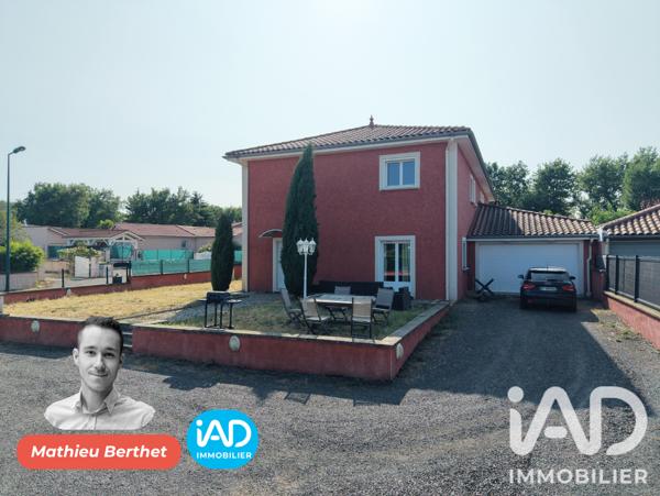 Maison à vendre 6 pièces 160 m² Saint-Marcellin-en-Forez