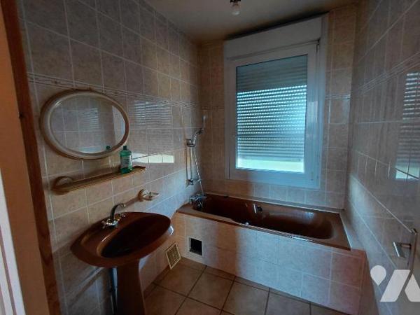 Maison à vendre ? EVELLYS (56500) ? Centre-bourg ? Terrain constructible ? Fort potentiel

Si...