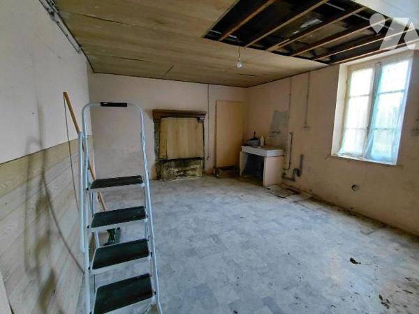 Maison à vendre ? EVELLYS (56500) ? Centre-bourg ? Terrain constructible ? Fort potentiel

Si...