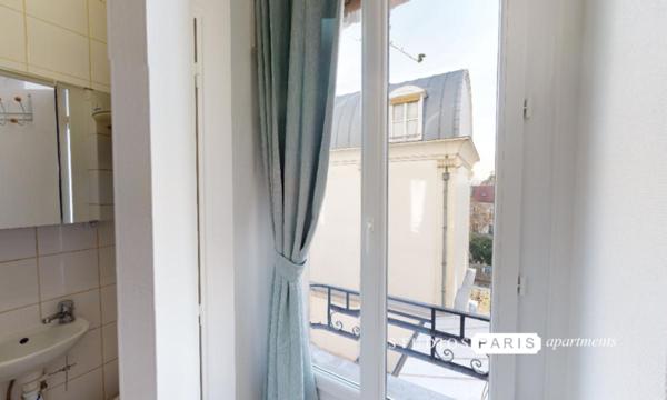 Studio Montmartre, 11m2 location meublée