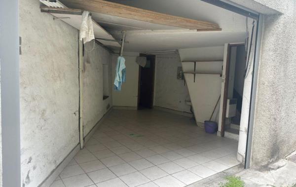 Vente Studio + garage Foix   