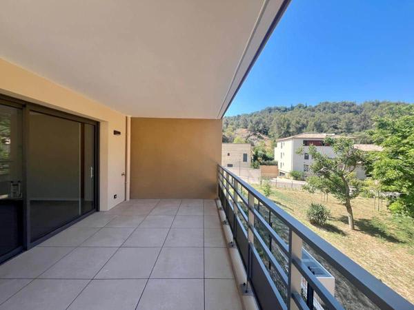 À vendre. Appartement neuf 2 pièces - 48 m² - Terrasse plein Sud - Nord d'Aix-en-Provence