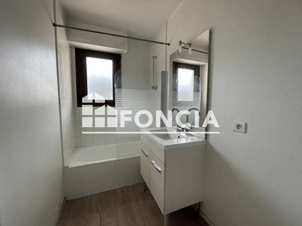 Location Appartement meublé 3 pièces 50 m² - 26-26BIS AVENUE JEAN MOULIN Albertville 73200