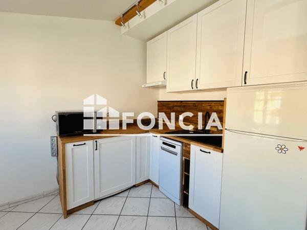 Location Appartement meublé 3 pièces 50.93 m² - ILOT CAMILLE AUBAN Toulon 83000