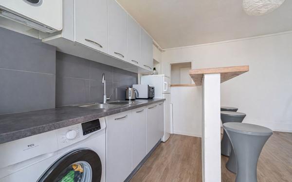 Appartement à vendre    3 pièces • 66 m2 Paris 18