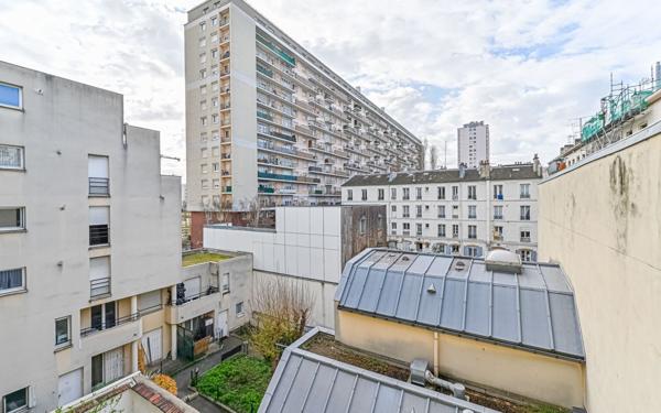 Appartement à vendre    3 pièces • 66 m2 Paris 18