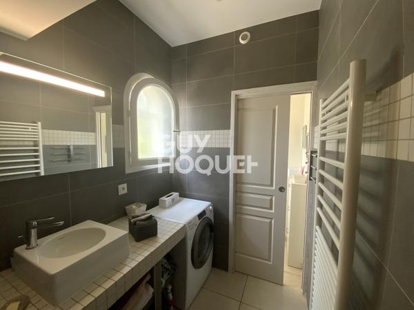 MAISON À VENDRE DE 4 PIÈCES DE 111,00 M²