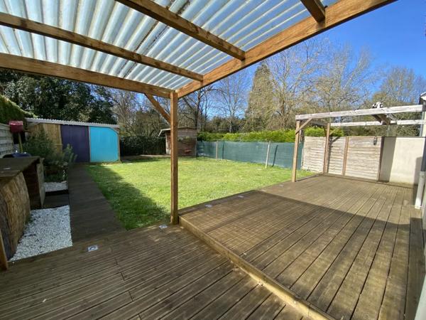 3664BD - Vente Maison PELLOUAILLES LES VIGNES