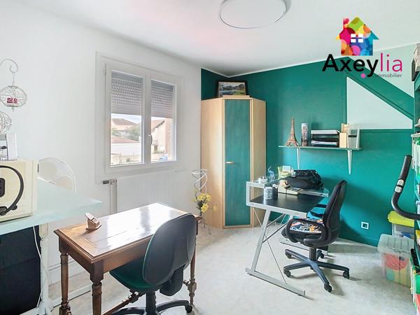 Roanne (42300) A VENDRE- ROANNE PROCHE GARE- MAISON DE VILLE AVEC PISCINE