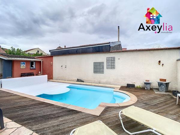 Roanne (42300) A VENDRE- ROANNE PROCHE GARE- MAISON DE VILLE AVEC PISCINE