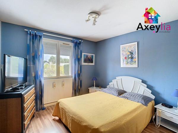 Roanne (42300) A VENDRE- ROANNE PROCHE GARE- MAISON DE VILLE AVEC PISCINE