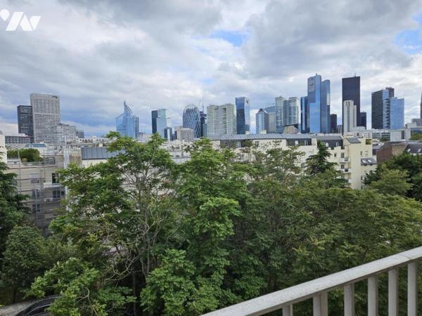 COURBEVOIE - Appartement T2 avec balcon et vue dégagée